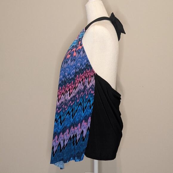 Aqua Green Women's Swim Halter Back Tankini Top Blue & Pink Chevron Size XL - Picture 2 of 8